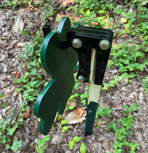 Load image into Gallery viewer, SALE! FOUR LEAF CLOVER – T-POST HOOK MOUNT – 3/8″ THICK AR500