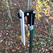 Load image into Gallery viewer, RECTANGLE 3″ W X 15″ T – T-POST HOOK MOUNT – 3/8″ THICK AR500